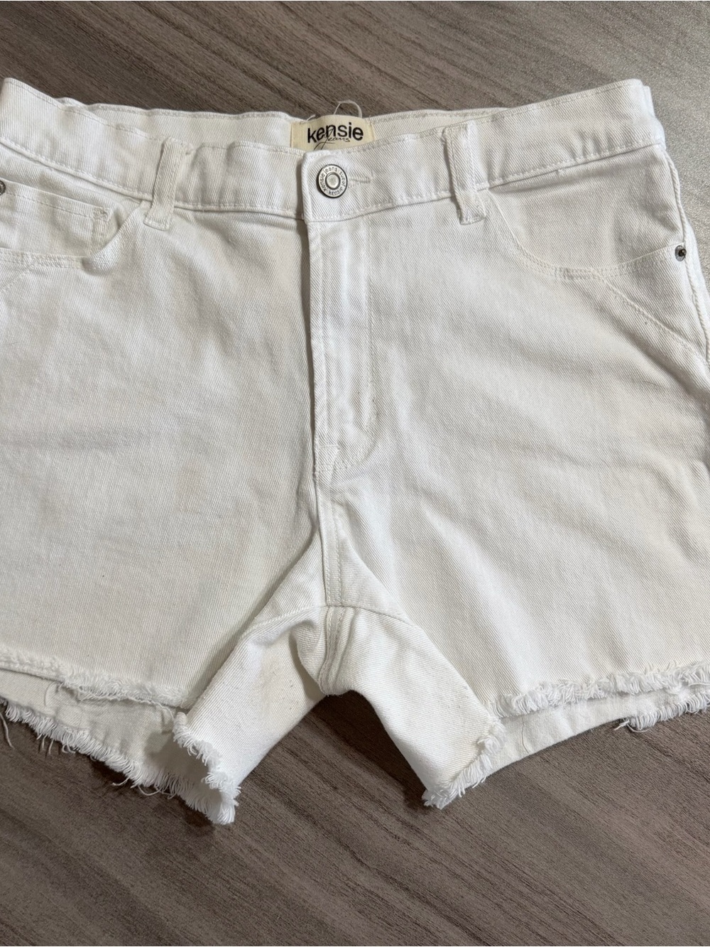 Kensie White Frayed Hem Cutoff Denim Jean Shorts size 6 / 28